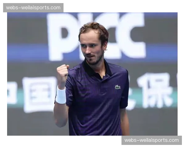 速报：ATP1000迈阿密公开赛，辛纳直落两盘击败梅德韦杰夫，背靠背夺冠