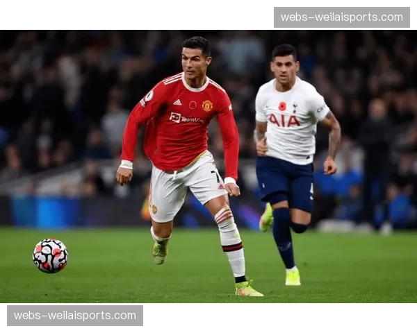 热刺3-1逆转曼联，孙兴慜传射建功，曼联欧冠席位希望愈发渺茫